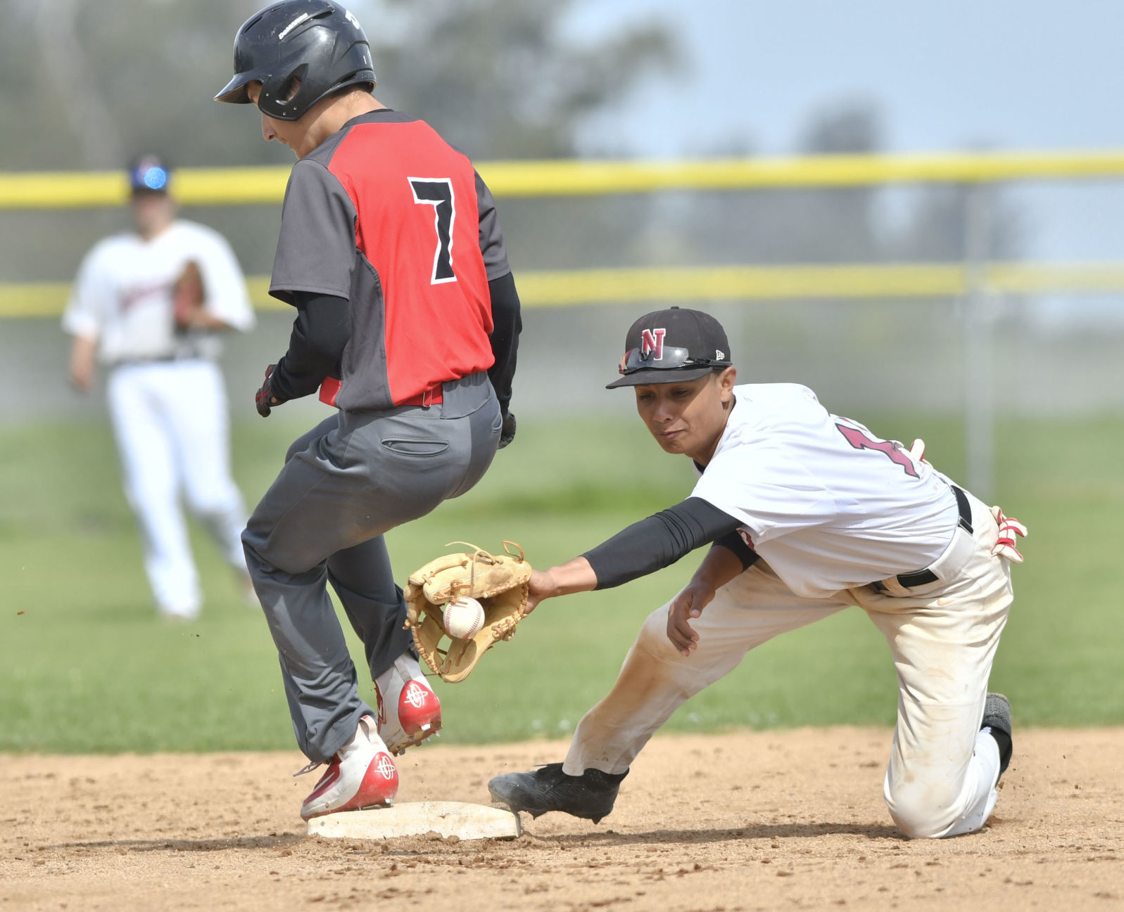 040518 Elsinore Nipomo baseball 01.jpg